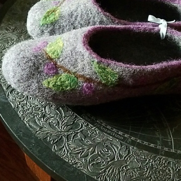 Gray Fleted House Slippers - Picture 2 of 6